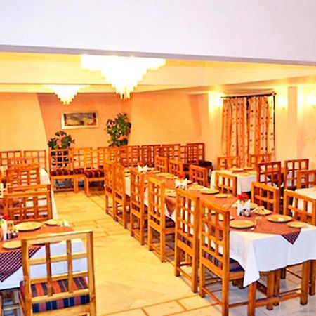 Goroomgo Radha Continental Nainital Exteriör bild