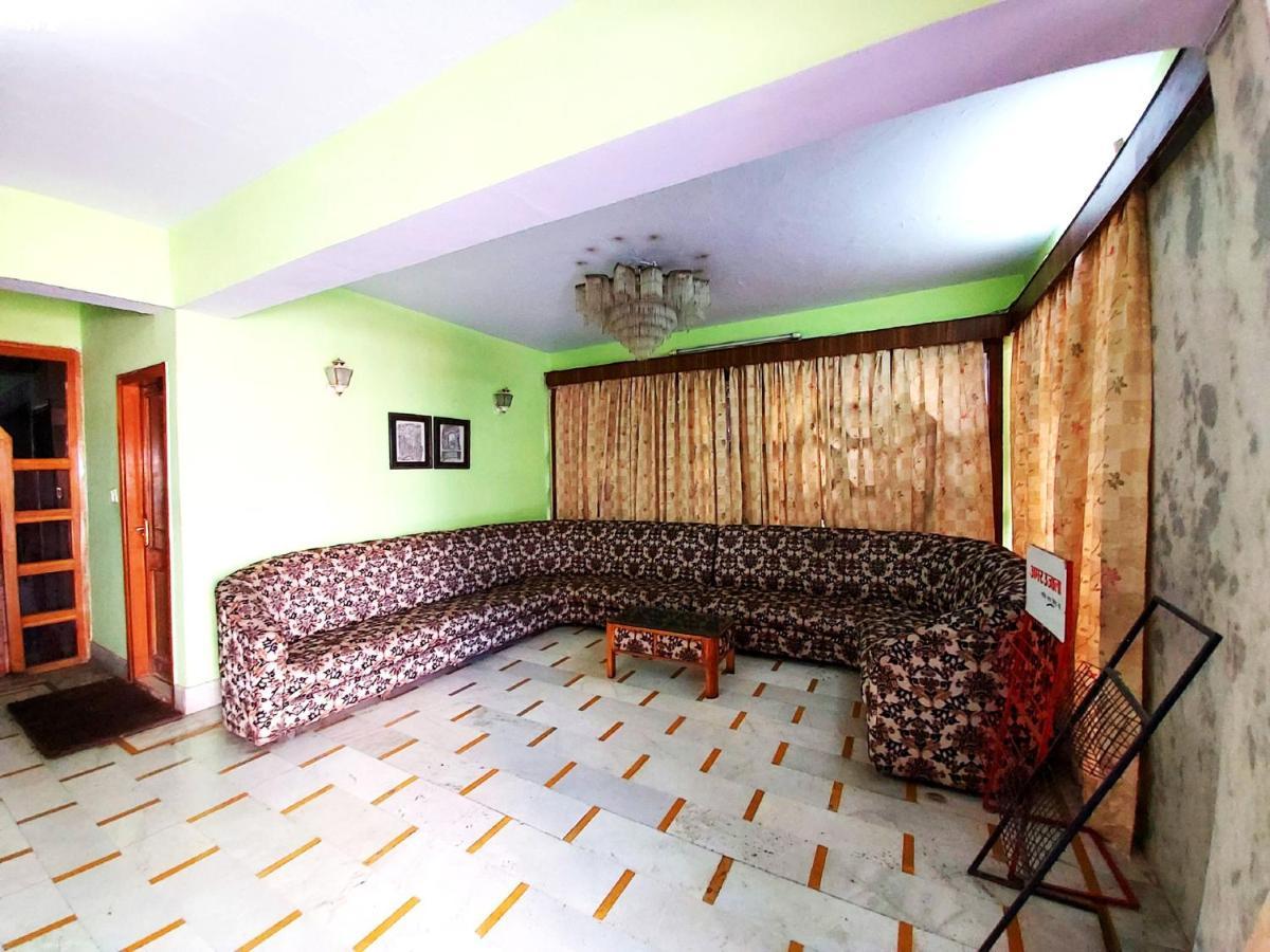 Goroomgo Radha Continental Nainital Exteriör bild